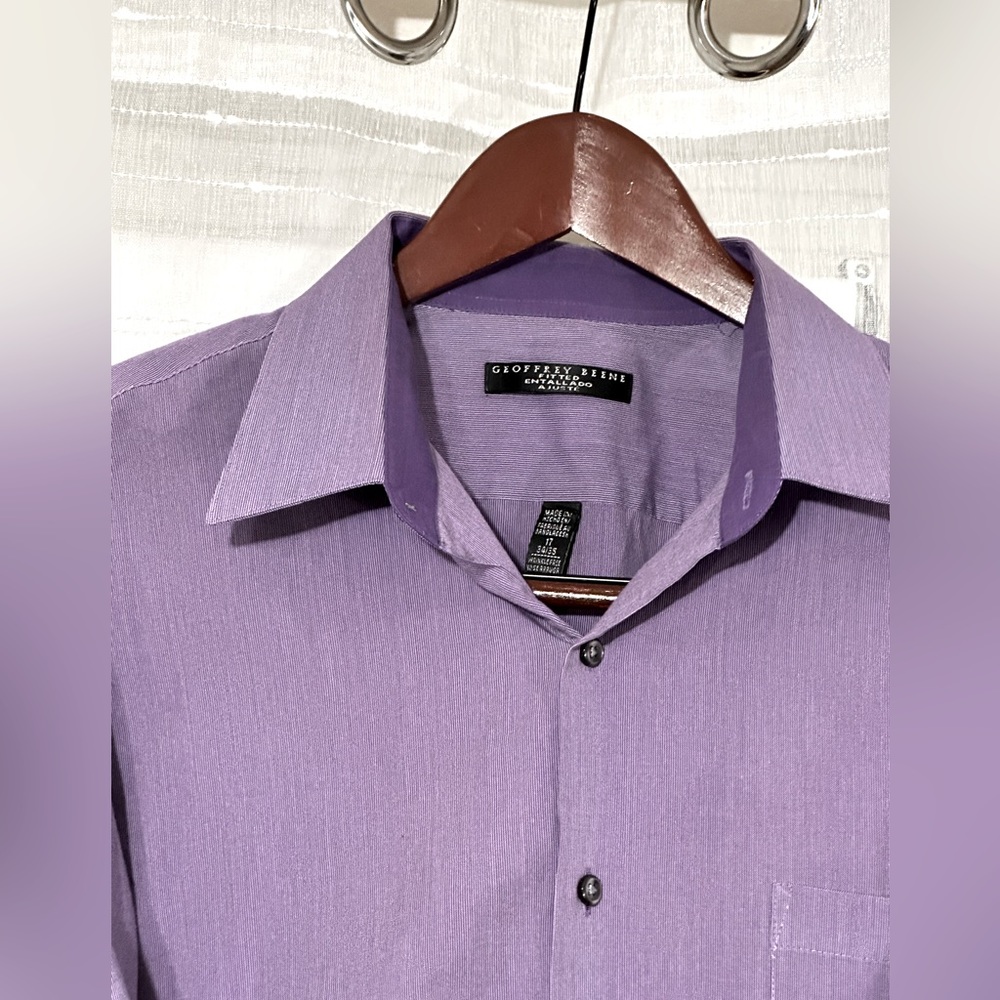 Geoffrey Beene fitted cut casual dress shirt